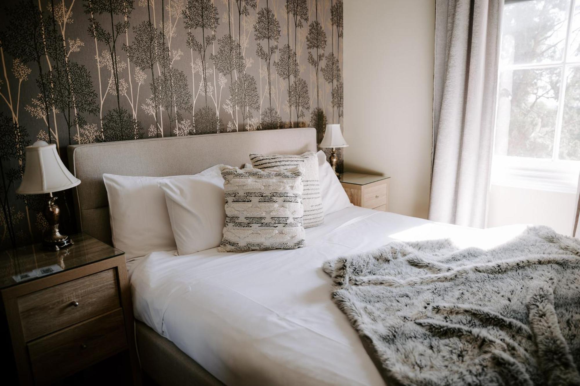 ウォリック アビー オブ ザ ロージズ Bed & Breakfast エクステリア 写真