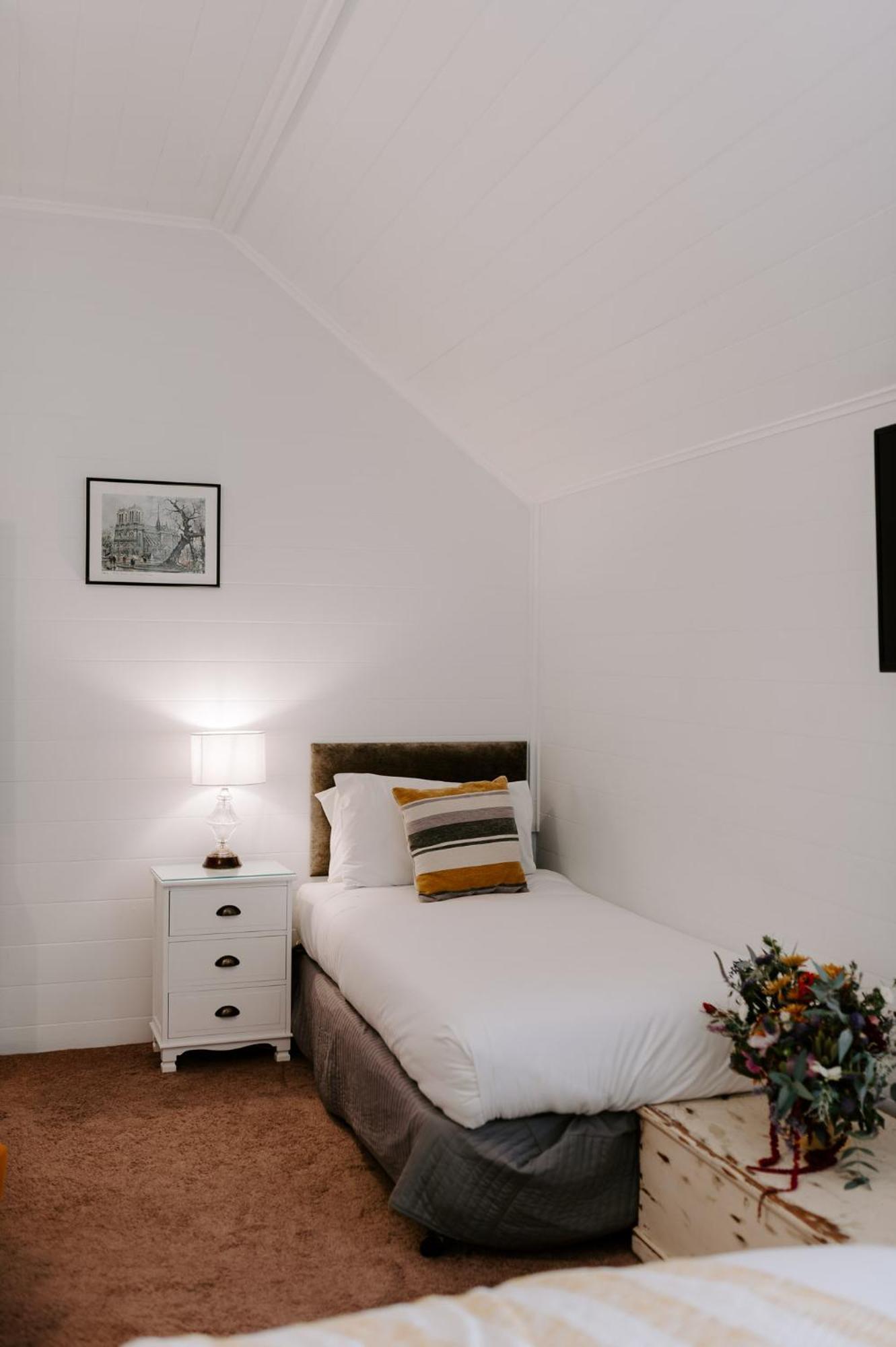 ウォリック アビー オブ ザ ロージズ Bed & Breakfast エクステリア 写真