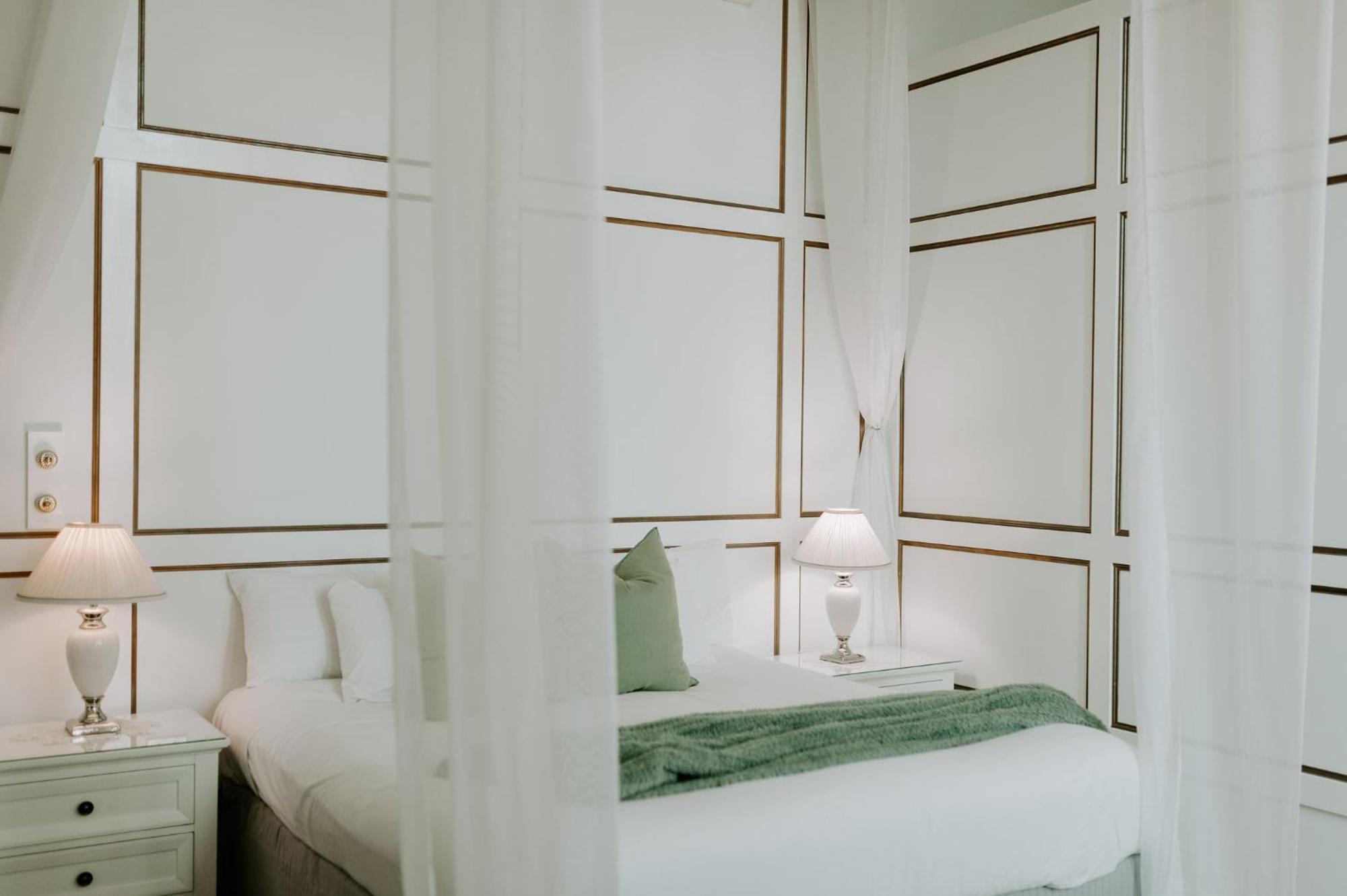 ウォリック アビー オブ ザ ロージズ Bed & Breakfast エクステリア 写真