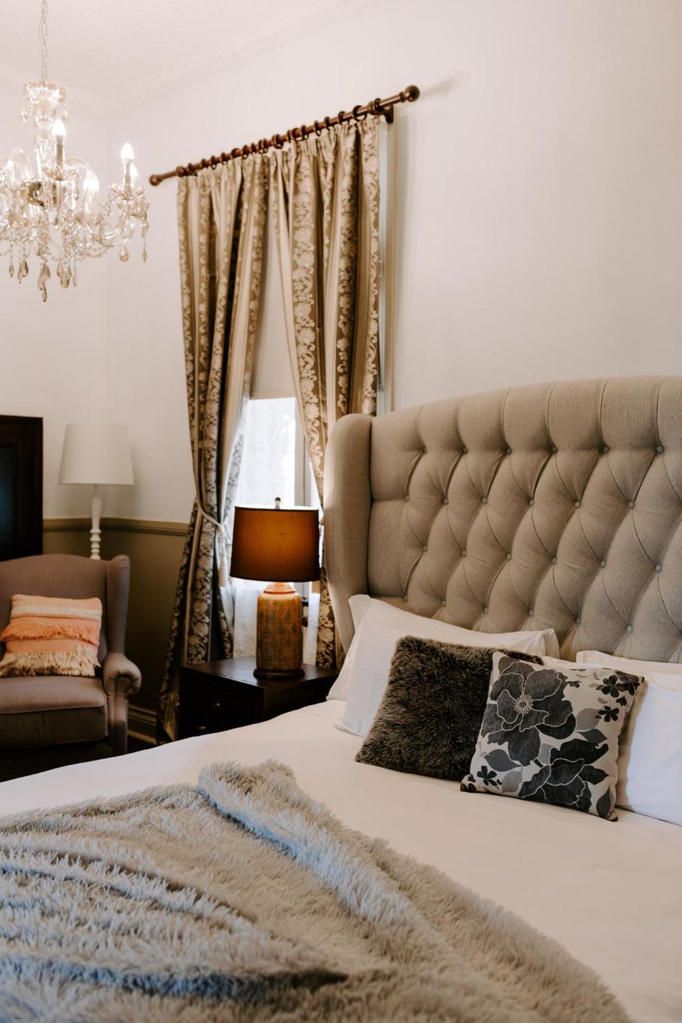 ウォリック アビー オブ ザ ロージズ Bed & Breakfast エクステリア 写真